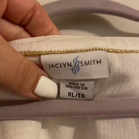 Jaclyn Smith xl top - Picture 2 of 4